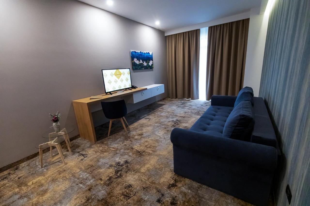 Grand View Hotel & Suites Copou Ясси Екстер'єр фото